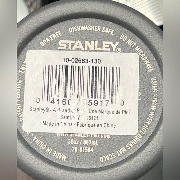 Stanley 30oz - Picture 3 of 3